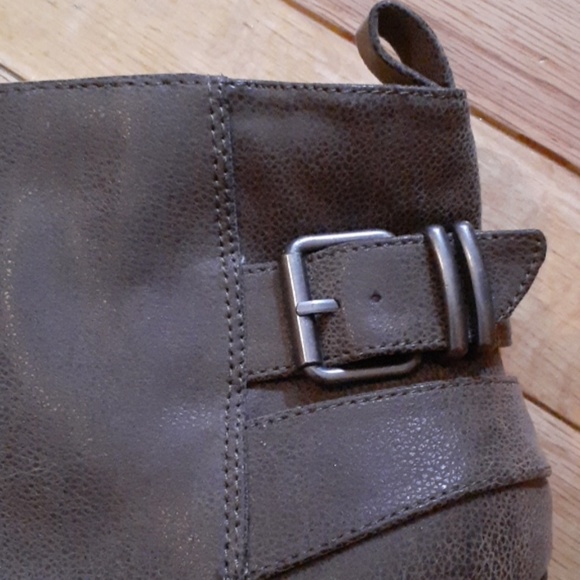 American Rag Booties - Picture 3 of 5